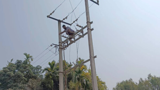 Big Crackdown in Dharmanagar: 50 Illegal Stone Crushers Sealed in Massive Joint Operation Dharmanagar Illegal Stone Crushers: 50 Units Sealed in Major Enforcement Drive