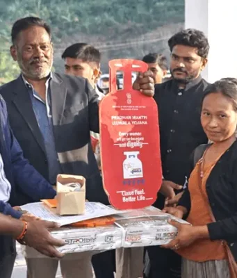 PMUY LPG distribution Held at Bru Settlement in South Tripura PMUY LPG Distribution Held at Bru Settlement in South Tripura