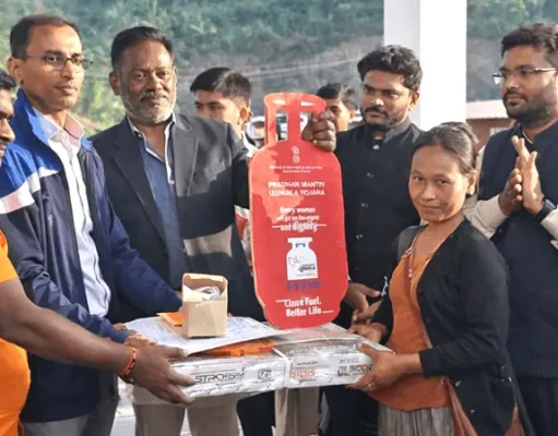 PMUY LPG distribution Held at Bru Settlement in South Tripura PMUY LPG Distribution Held at Bru Settlement in South Tripura