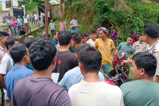 Karbook Road Blockade Over Poor National Highway Condition Karbook Road Blockade Over Poor National Highway Condition